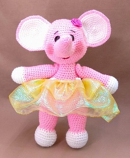 Вязаная игрушка "Розовый слон" в интернет-магазине Своими Руками