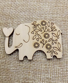 Заготовка из дерева "Слон с сердцем" в интернет-магазине Своими Руками