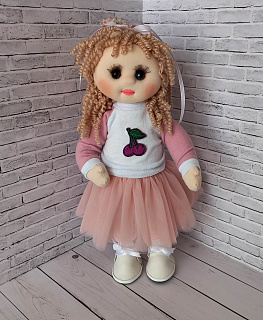 Интерьерная текстильная кукла "Девочка Сказка" в интернет-магазине Своими Руками