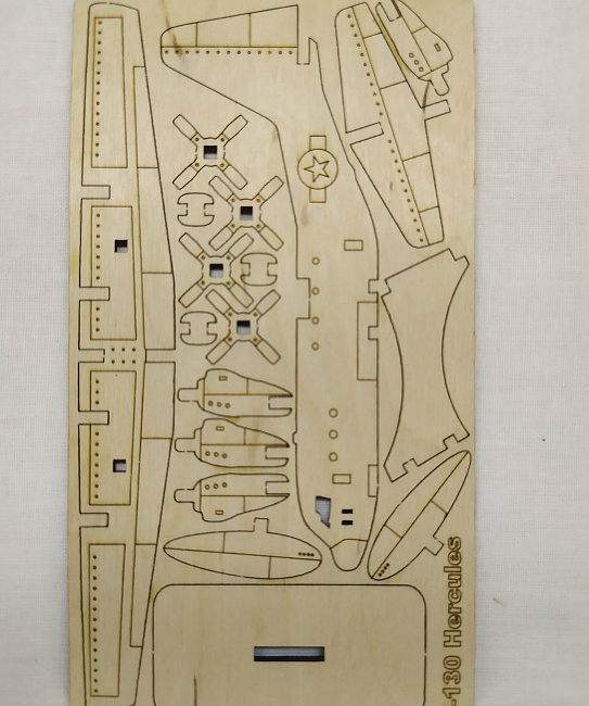 Конструктор из дерева самолет "C-130 Hercules" в интернет-магазине Своими Руками