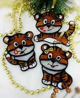 Комплект новогодних украшений "Тигрята" в интернет-магазине Своими Руками